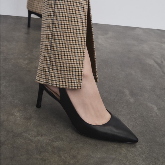 Stuart Weitzman Linsi Pointed Toe Slingback Kid Leather Black Pumps Heels US 4 - Picture 2 of 7